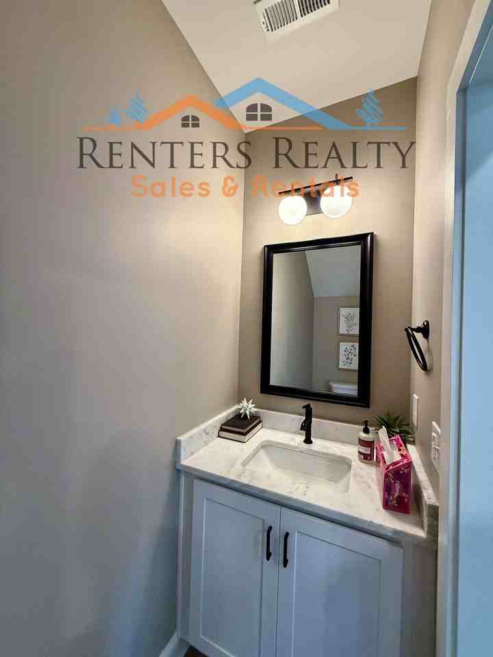 2542 Freeman Road Southwest - Photo 4 of 50