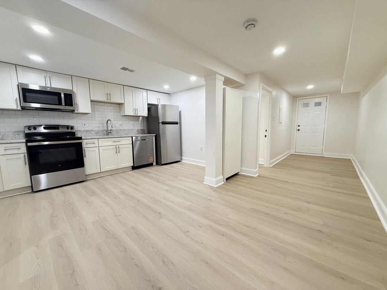 13th ST - Photo 4 of 26