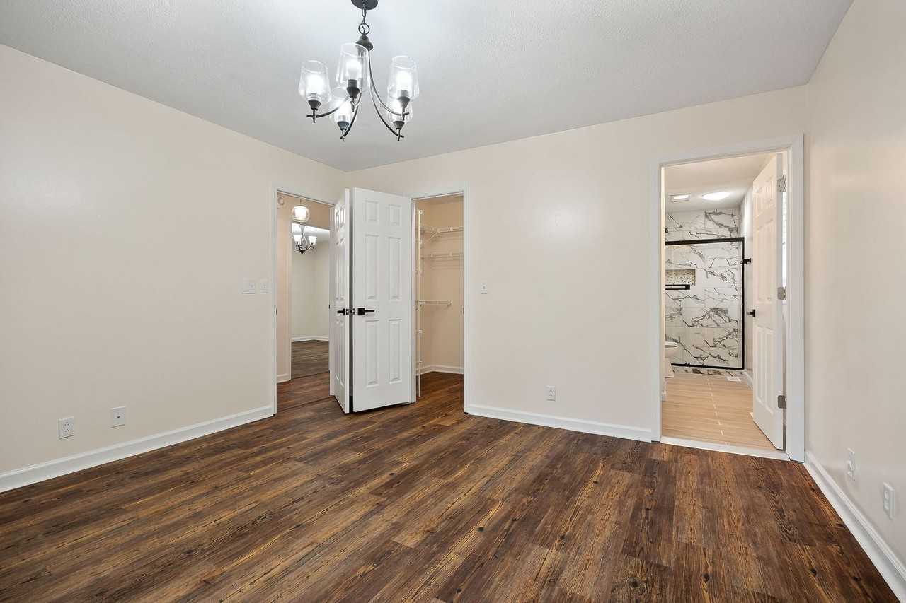 334 Lakeview Dr - Photo 5 of 13