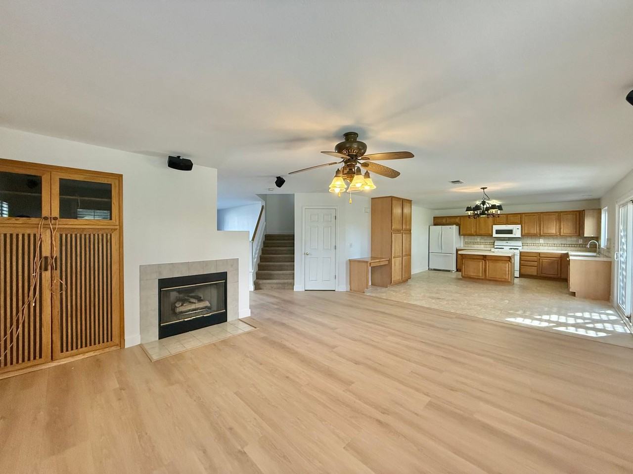 2670 Sadies Court - Photo 3 of 16