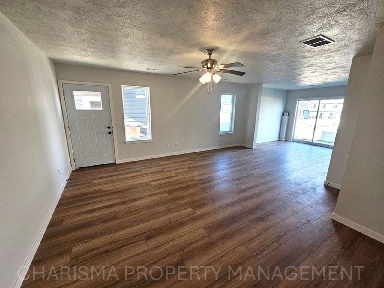 Tunis Drive Townhomes - Photo 6 of 50