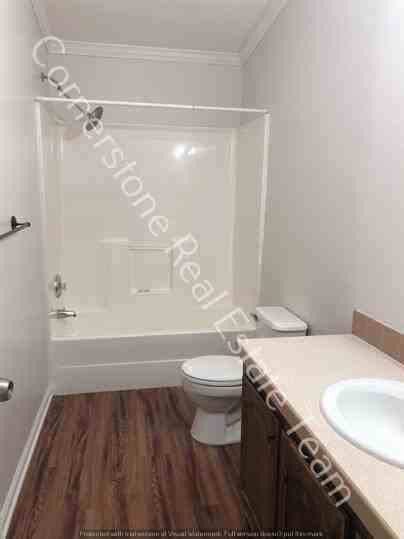 1335 Market St #1 - Photo 3 of 12