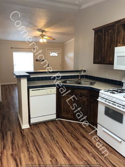 1335 Market St #1 - Photo 5 of 12