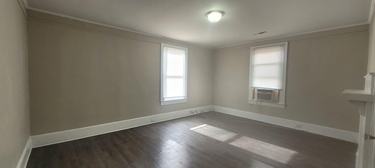 501 Richardson Ave #B - Photo 6 of 12