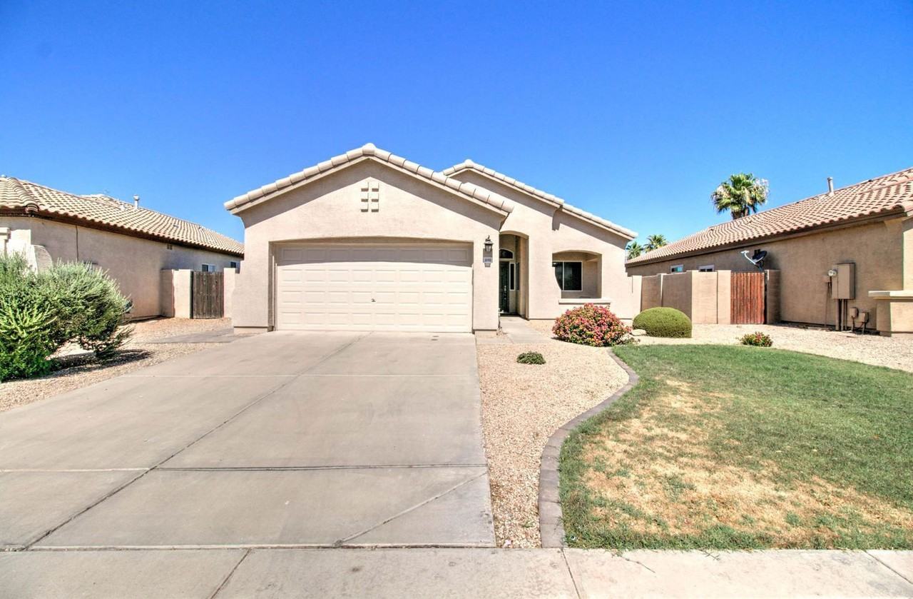 1000 South Roanoke Street - Photo 2 of 32