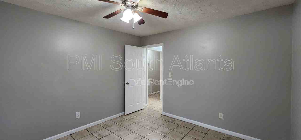 107 Spring Court - Photo 5 of 11