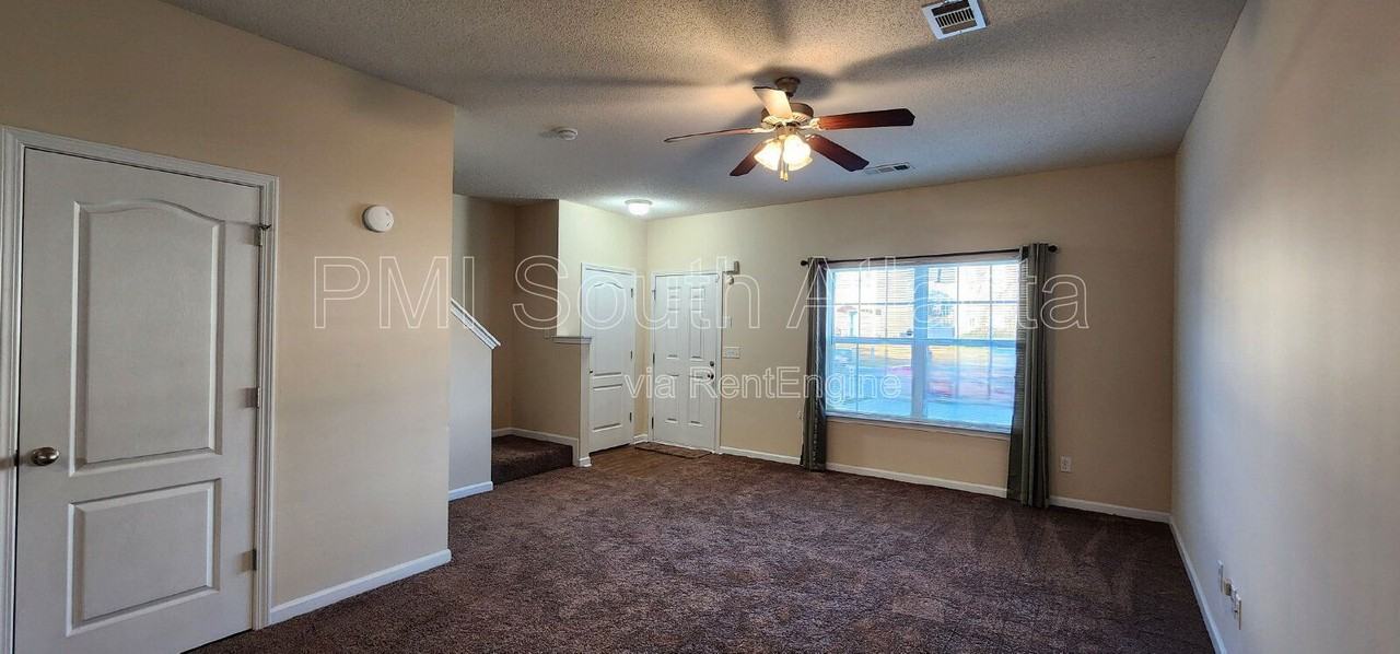 6864 Mountain Circle - Photo 4 of 24