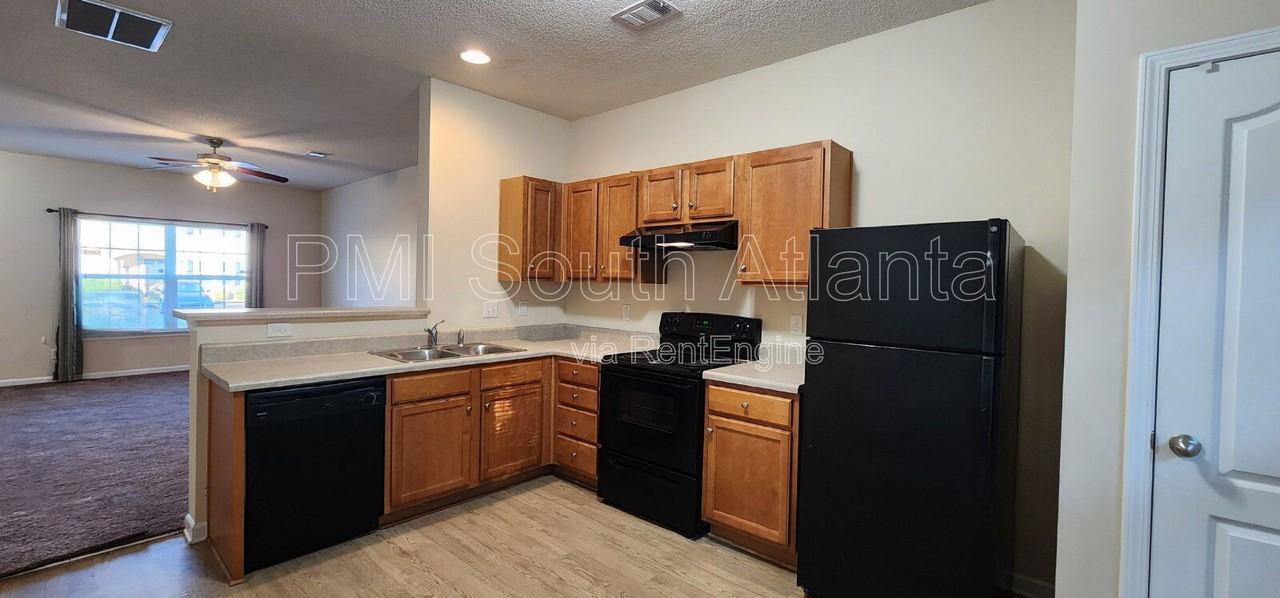 6864 Mountain Circle - Photo 5 of 24