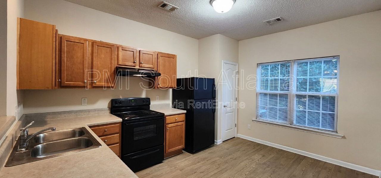 6864 Mountain Circle - Photo 6 of 24