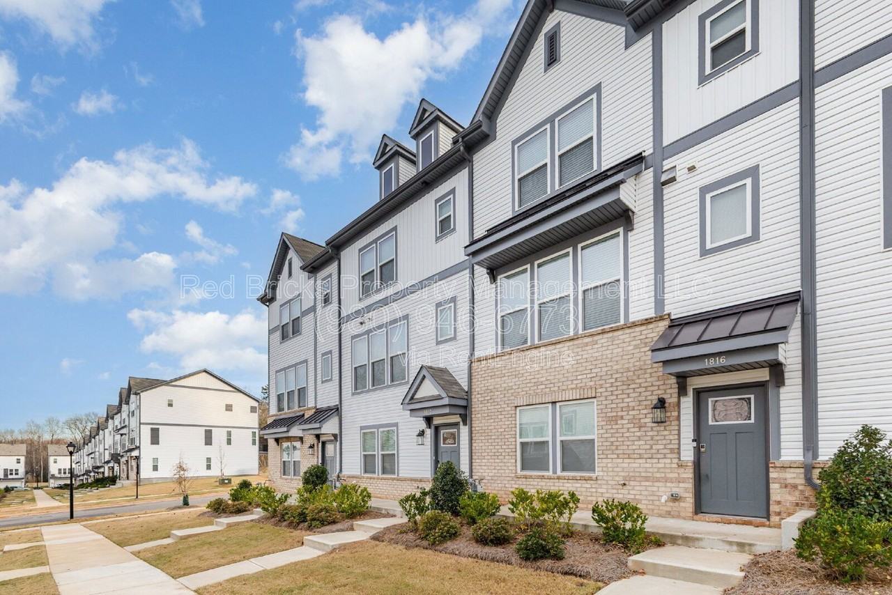 1816 Blanche St - Photo 3 of 28