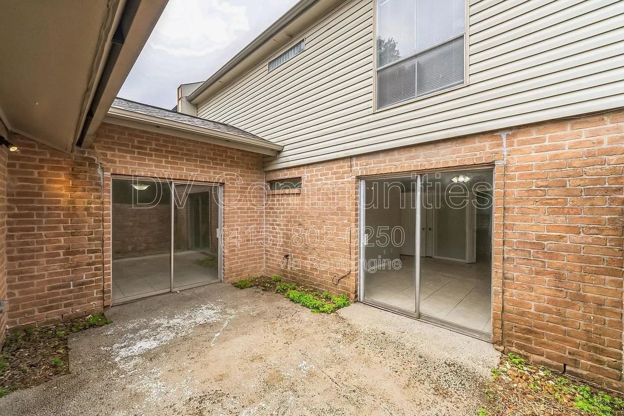 4702 N Cashel Cir - Photo 7 of 38