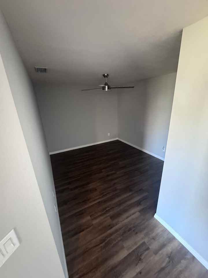 338 Harold Ave S - Photo 4 of 12