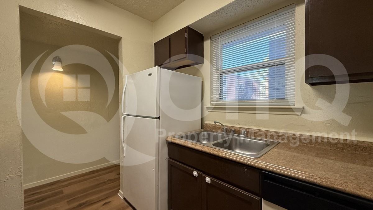 410 Bryan St #17 - Photo 7 of 16