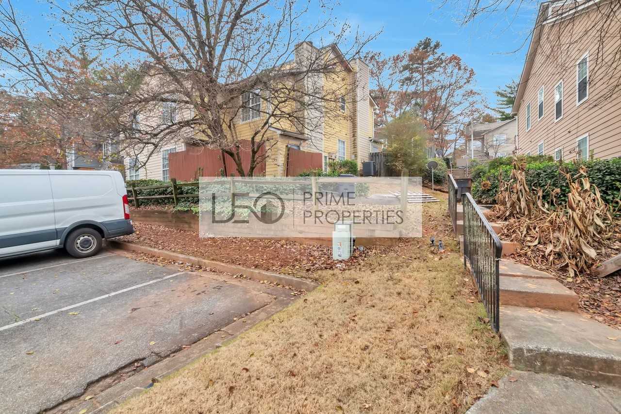 1066 Rock Creek Ln - Photo 2 of 31