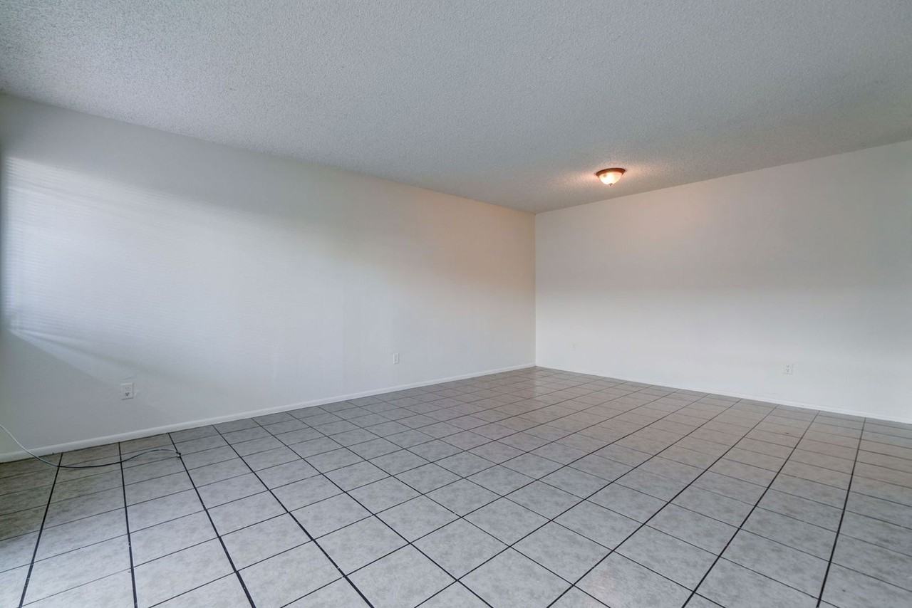 2696 N 43rd Ave #33C - Photo 7 of 24