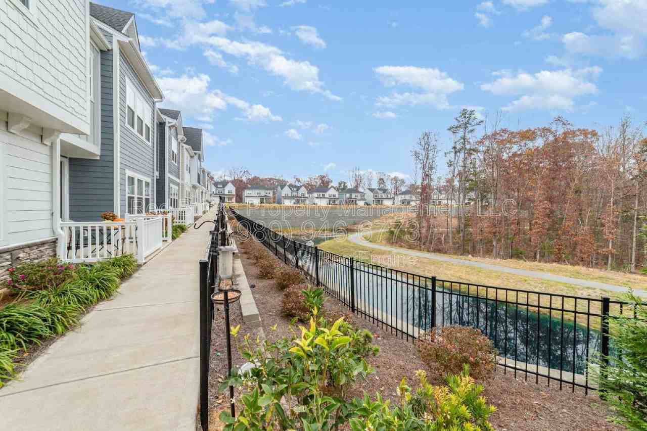 8929 Peatland Aly - Photo 5 of 24