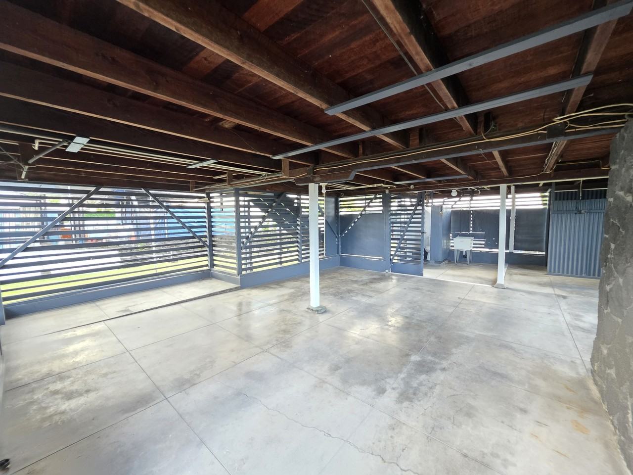 418A Kukuau St - Photo 4 of 21