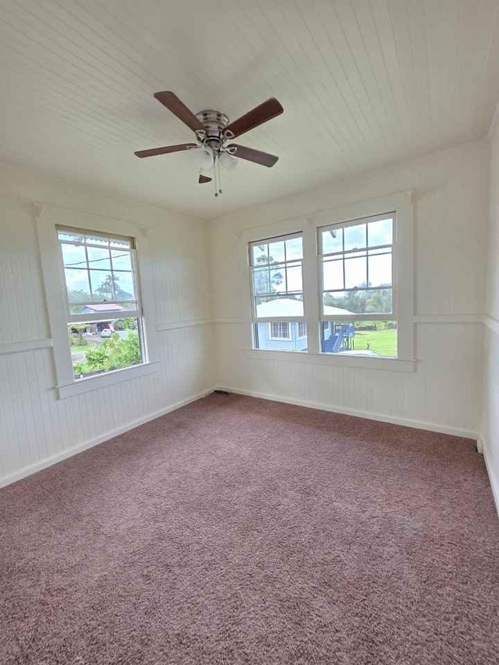 418A Kukuau St - Photo 3 of 21