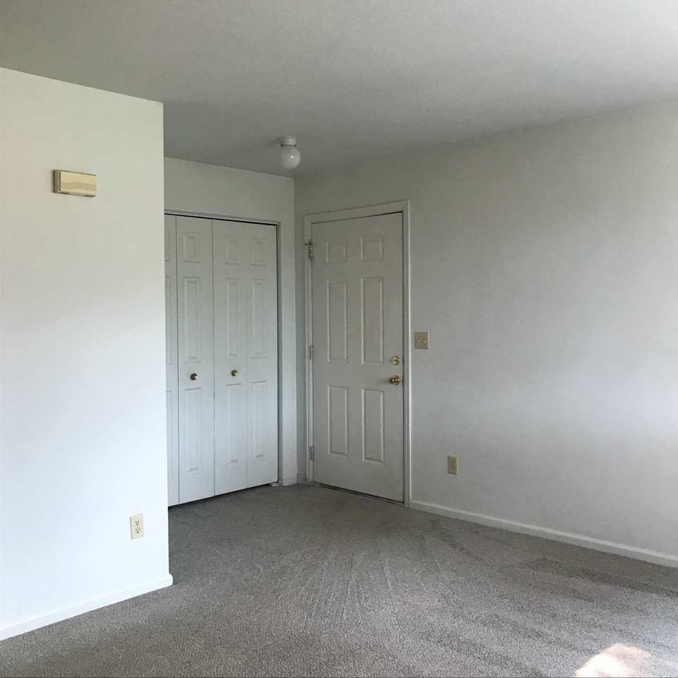 801 Aztec Dr #B - Photo 4 of 17