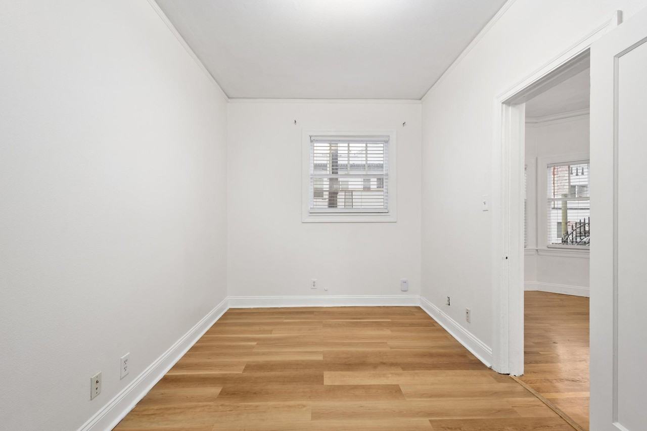 1506 4th Ave #3 - Photo 4 of 12