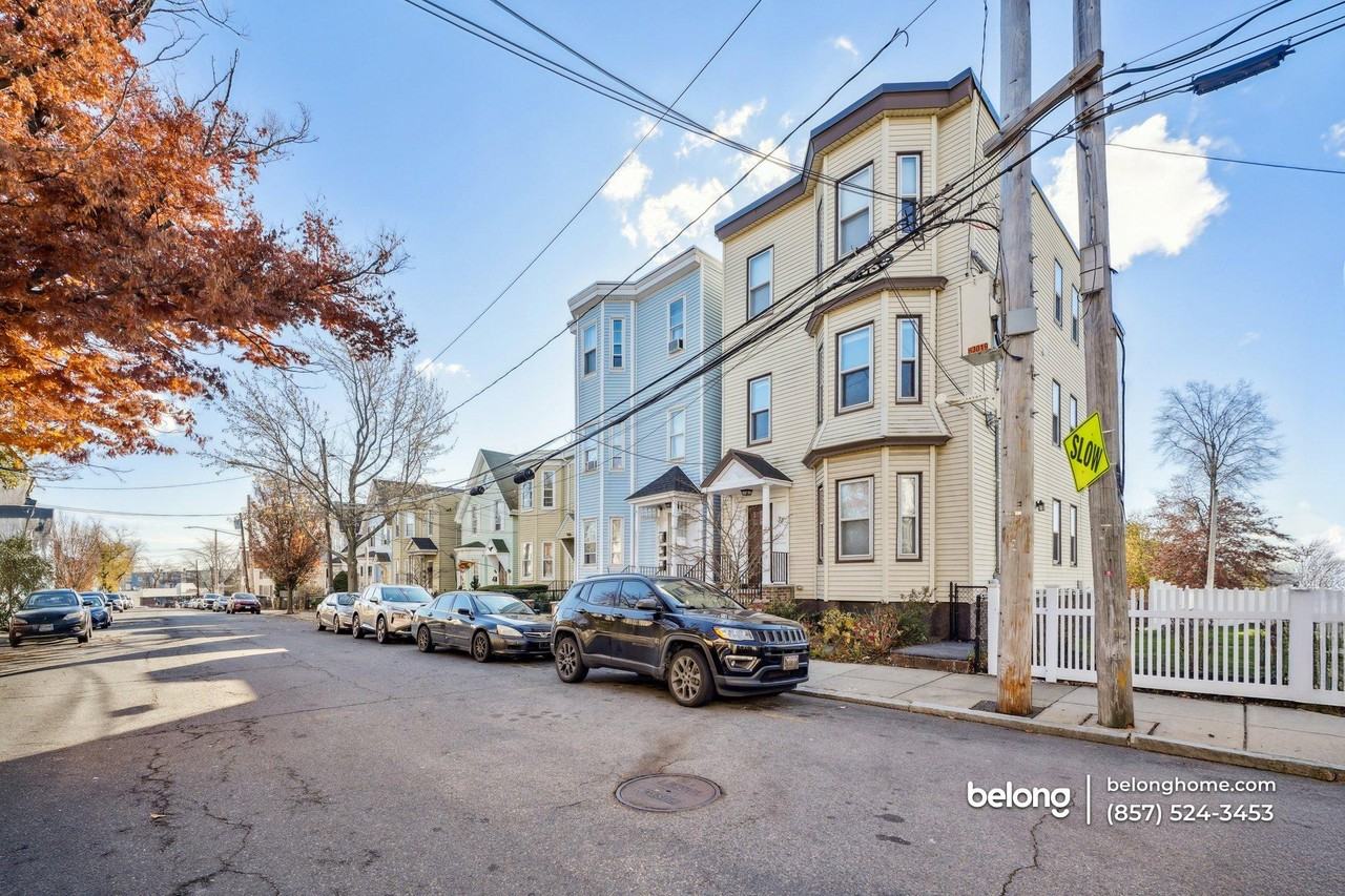 77 Byron St #2 - Photo 2 of 18