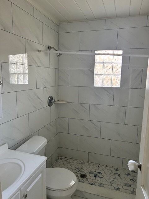 6511 49th Ave N - Photo 2 of 8