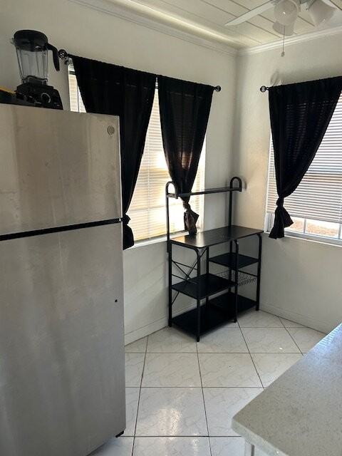 6511 49th Ave N - Photo 3 of 8