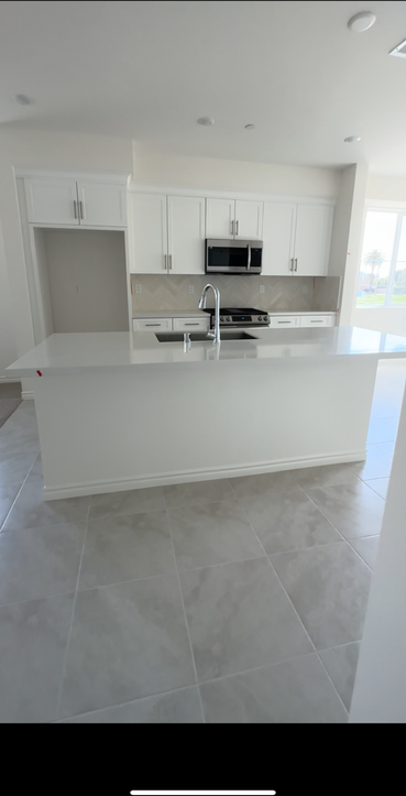 11456 Artesia Blvd - Photo 3 of 13