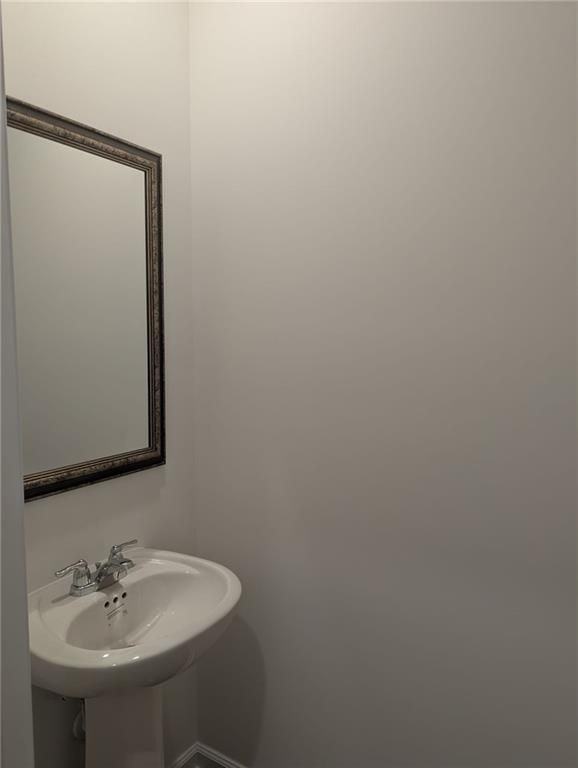 128 Hazel Dr - Photo 5 of 22