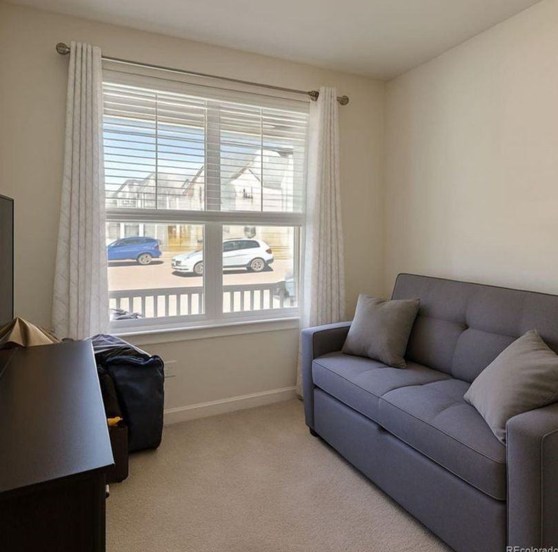 568 Yankee Boy Loop - Photo 2 of 15