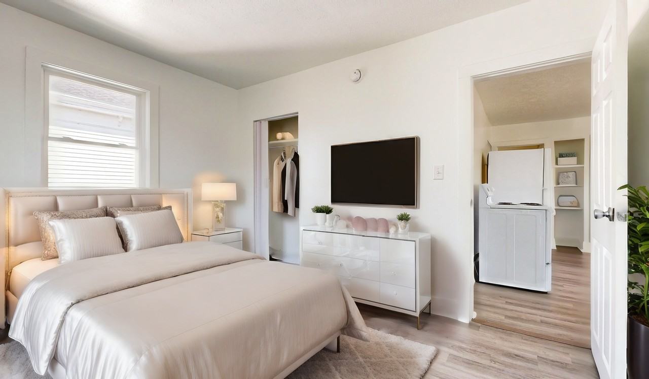 7 Island Ave #C - Photo 3 of 22