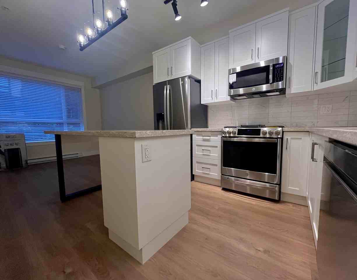 20926 83 Avenue #112 - Photo 2 of 17