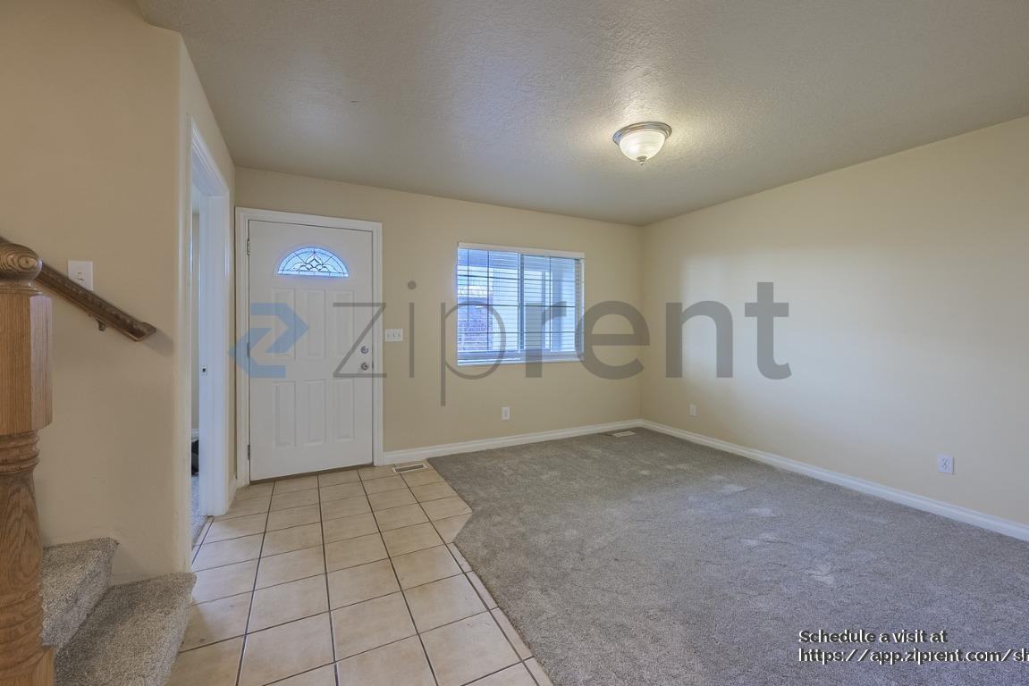 10326 Avondale Dr - Photo 2 of 25