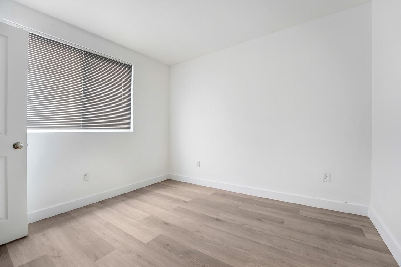 2437 1/2 Malabar St - Photo 5 of 28