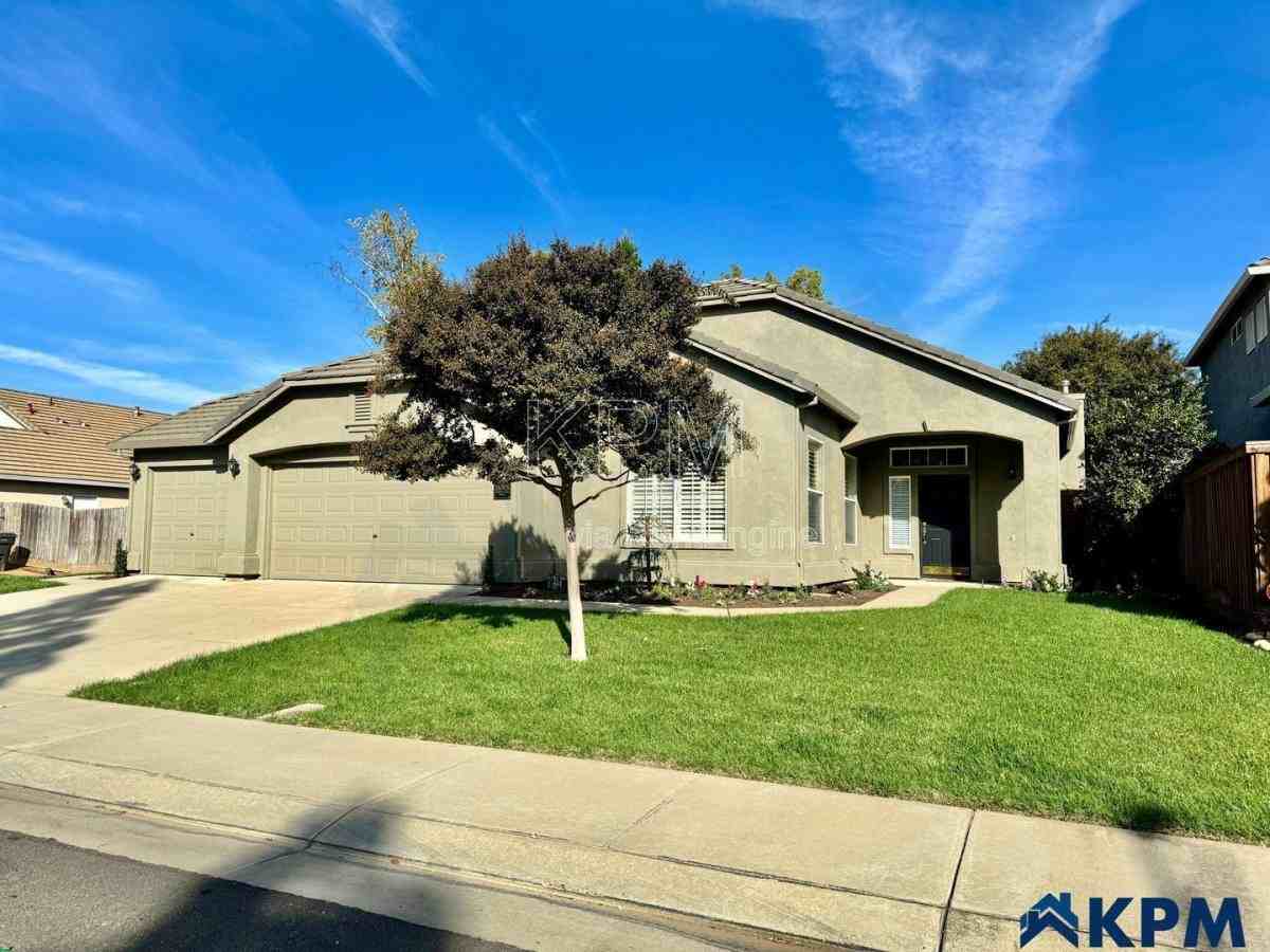 18515 Monte Vista Dr - Photo 2 of 10