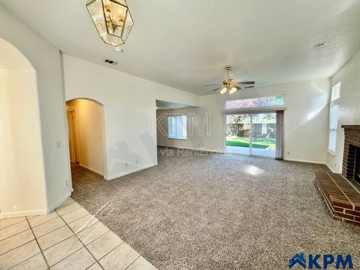 18515 Monte Vista Dr - Photo 7 of 10