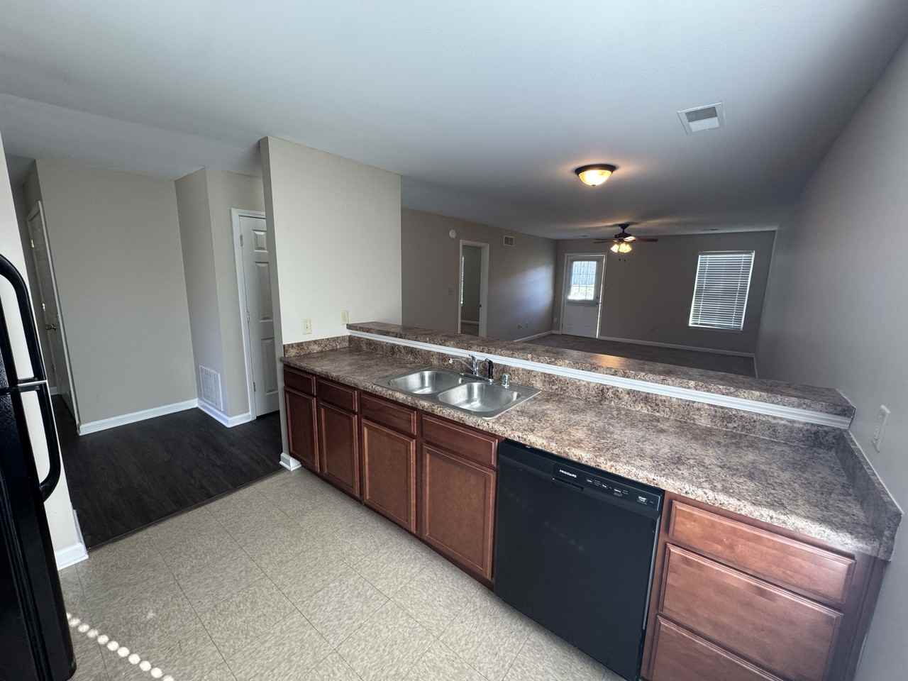 708 Chatham Ct #1 - Photo 2 of 28