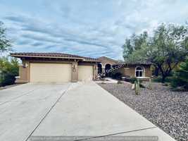 featured image of 732 West Burntwater Drive