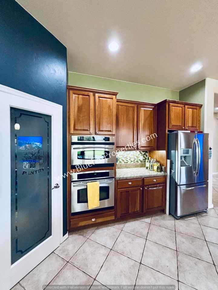 732 West Burntwater Drive - Photo 7 of 26