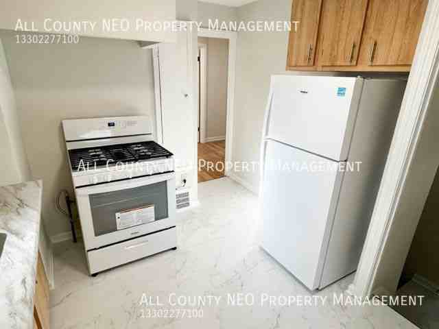 19330 Meredith Ave - Photo 6 of 16