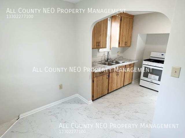 19330 Meredith Ave - Photo 7 of 16