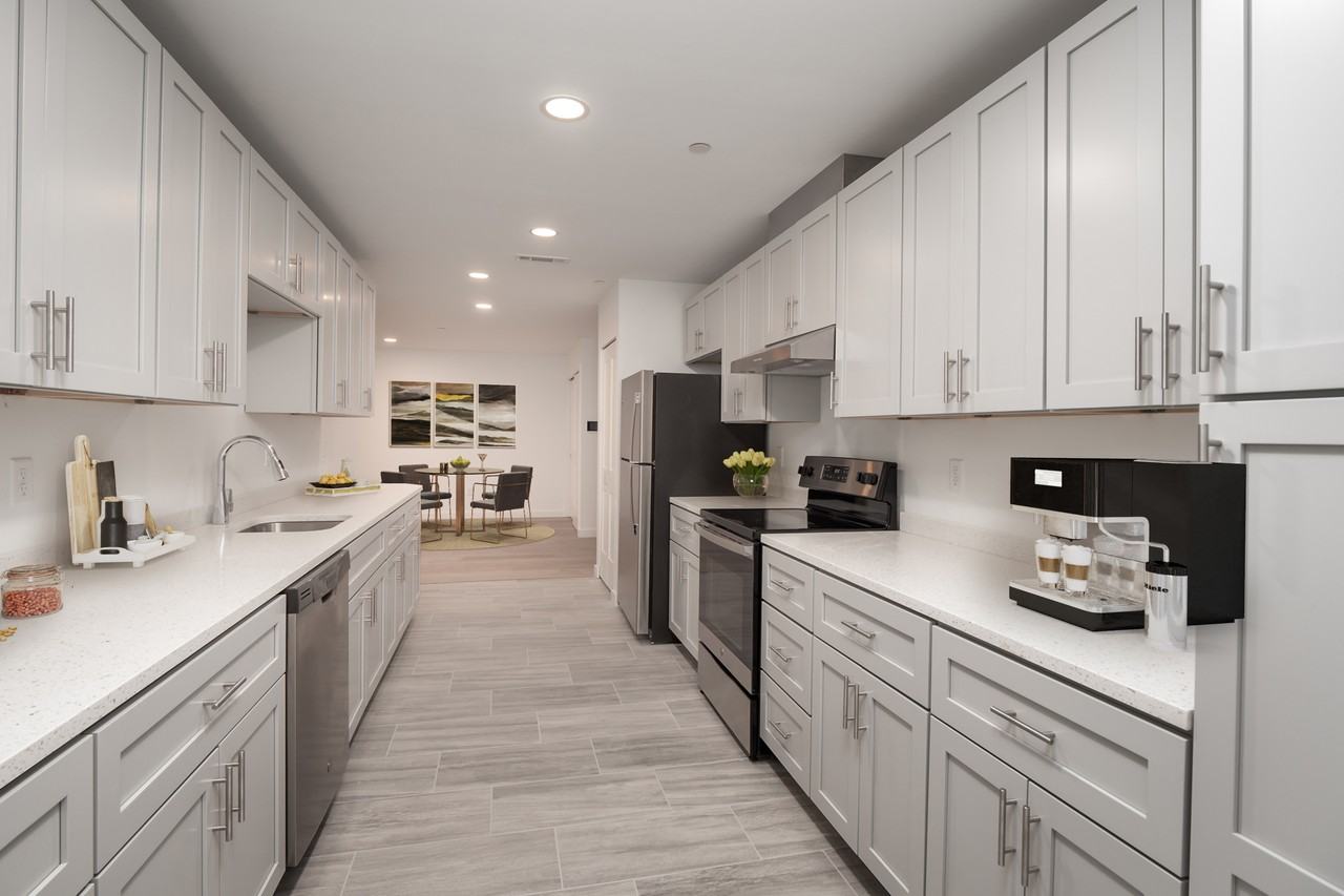 100 Wall St #209 - Photo 2 of 10