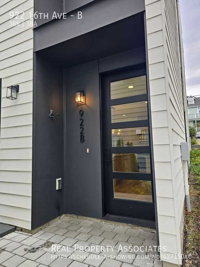 922 16th Ave #B - Photo 2 of 48