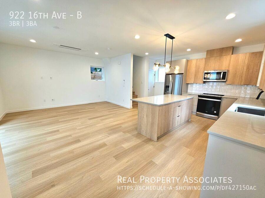 922 16th Ave #B - Photo 4 of 48