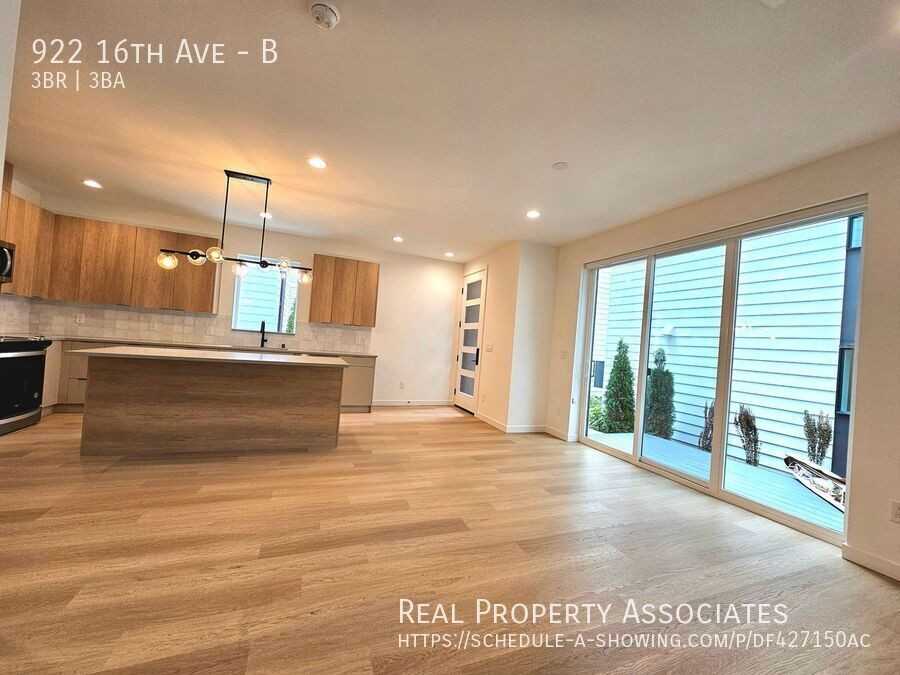 922 16th Ave #B - Photo 6 of 48