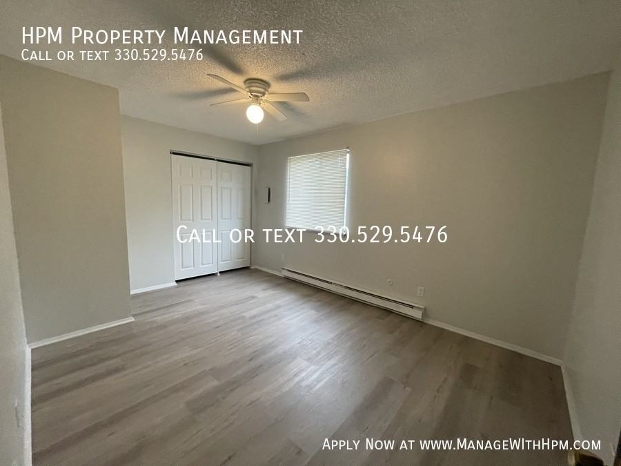 1015 Howe Ave #11 - Photo 6 of 11