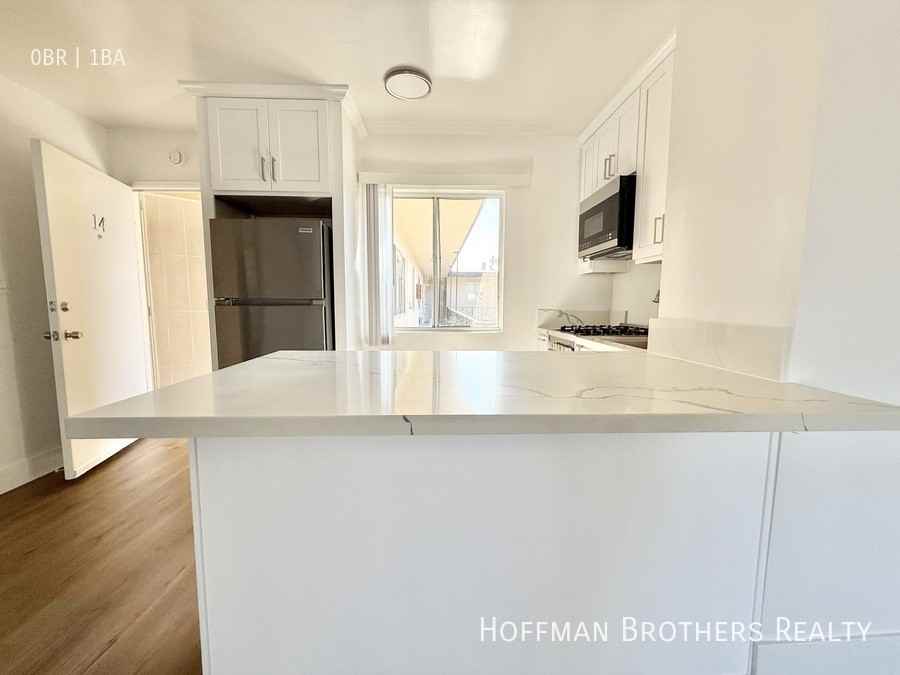 4533 Pickford Street #14 - Photo 5 of 7