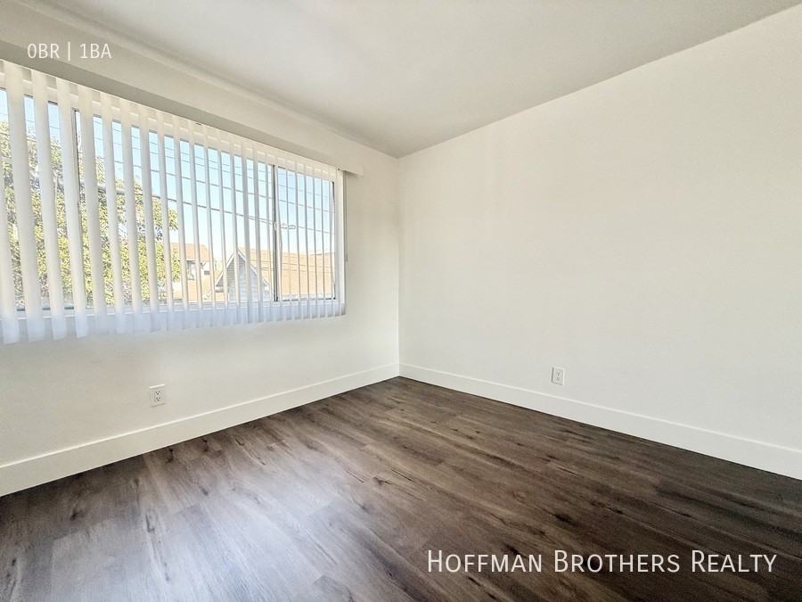 4533 Pickford Street #14 - Photo 6 of 7