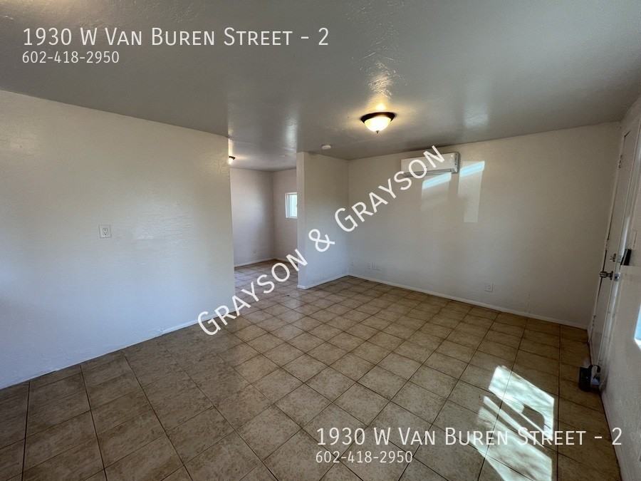 1930 West Van Buren Street #2 - Photo 5 of 7