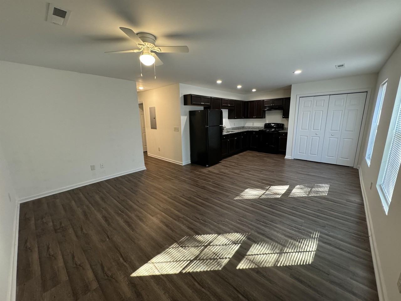 406 Chestnut Street #1 - Photo 2 of 9